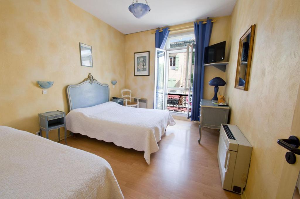 Hotel De France - Hotel De Charme En Provence Saint-Maximin Szoba fotó
